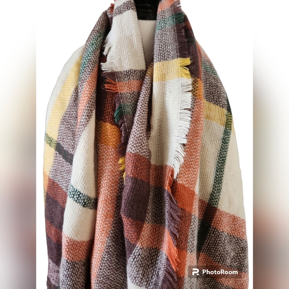 Scarves/Scarf - Picture 6 of 6